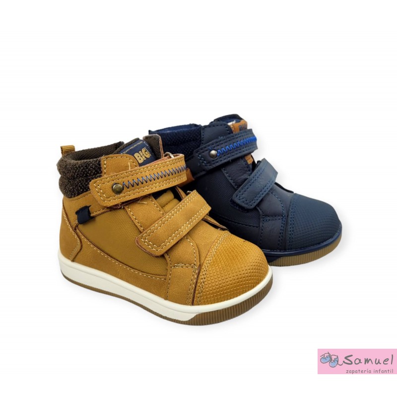Botin Niño Velcros Mod C815